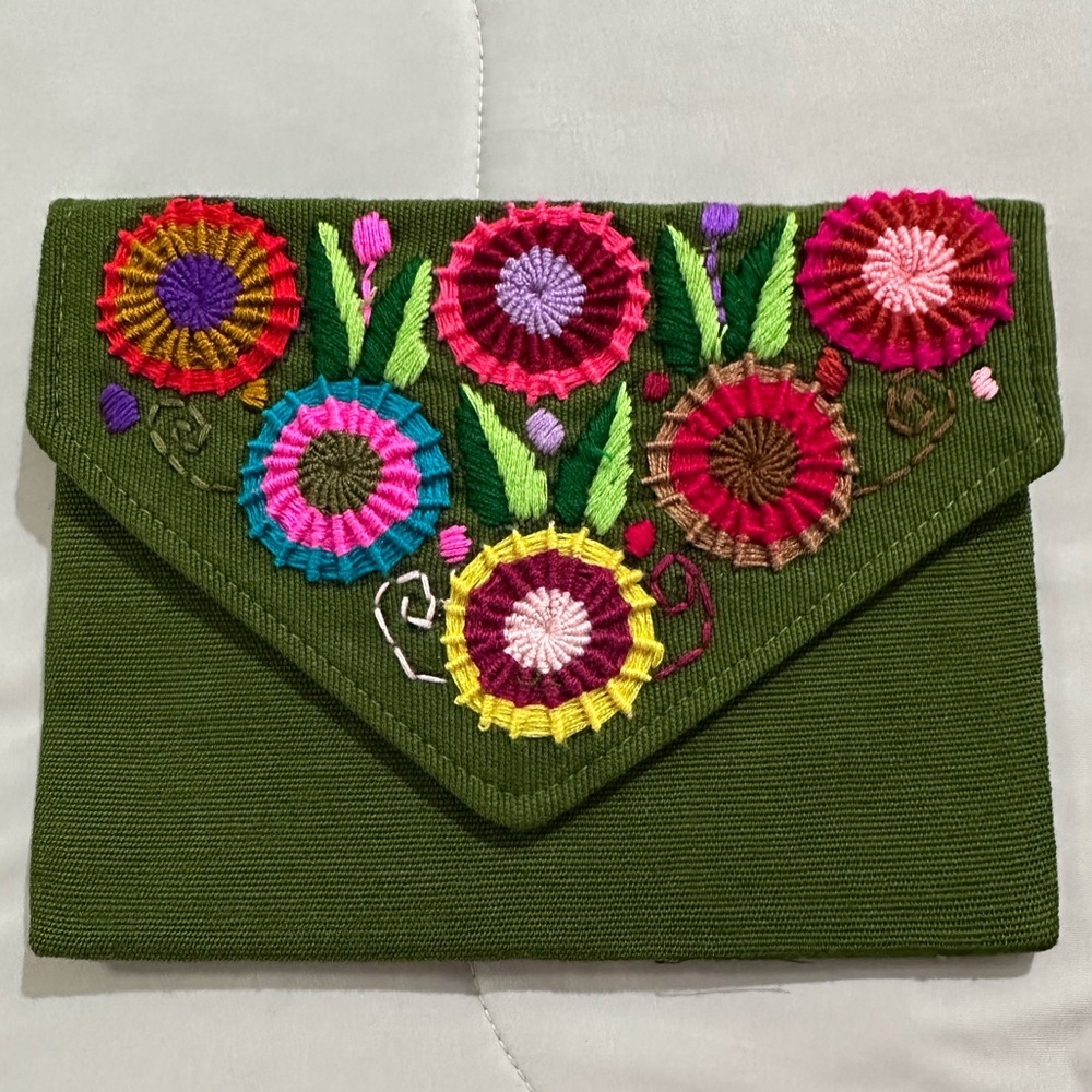 Hand Crafted Embroidered Floral Thin Envelope Crossbody Clutch Olive Green Bag - Picture 5 of 10